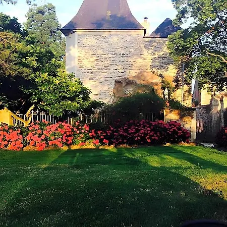 Manoir De La Queue Du Renard Villers-Bocage (Calvados)